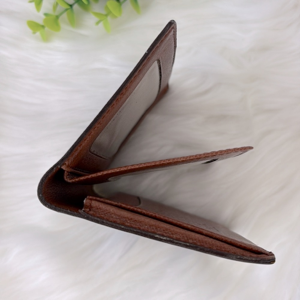 Louis Vuitton Monogram Wallet - Picture 8 of 15